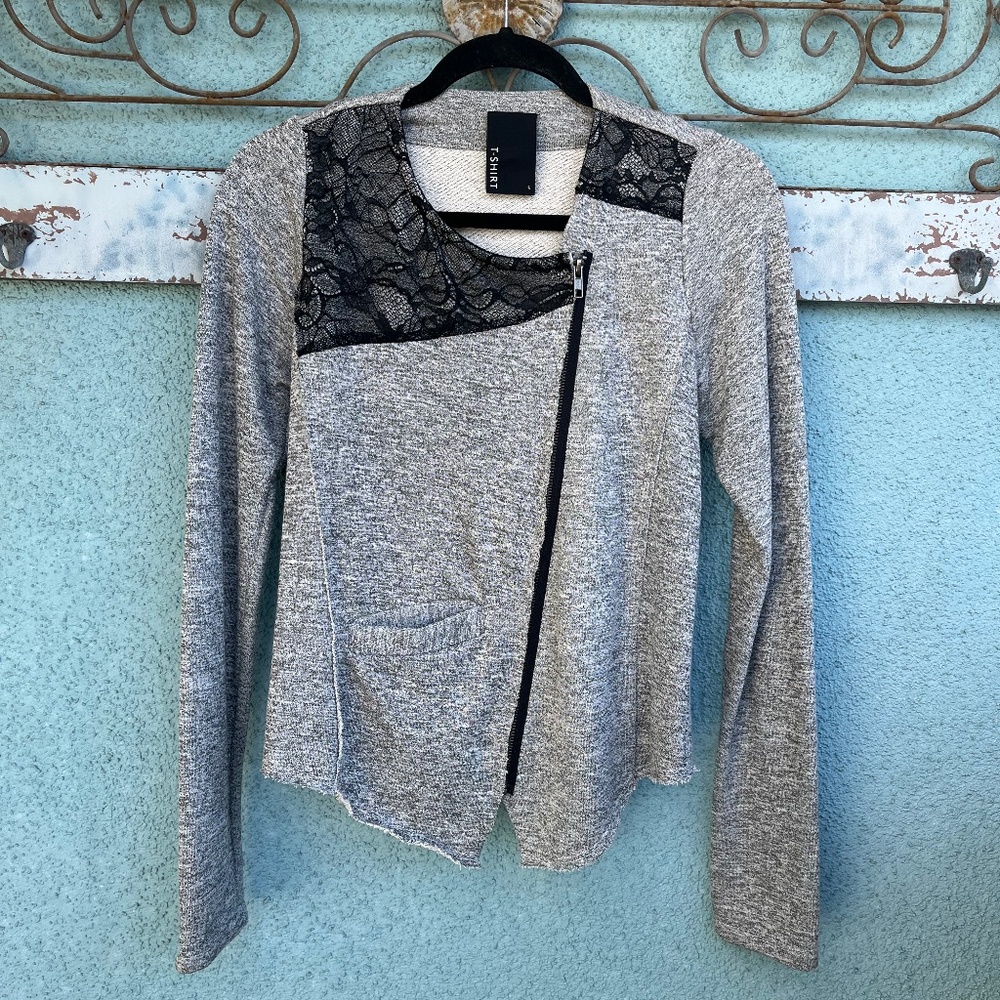 Dolan T-Shirt Top Avant Garde Style  Heather Gray w/ Lace Detail  Size S